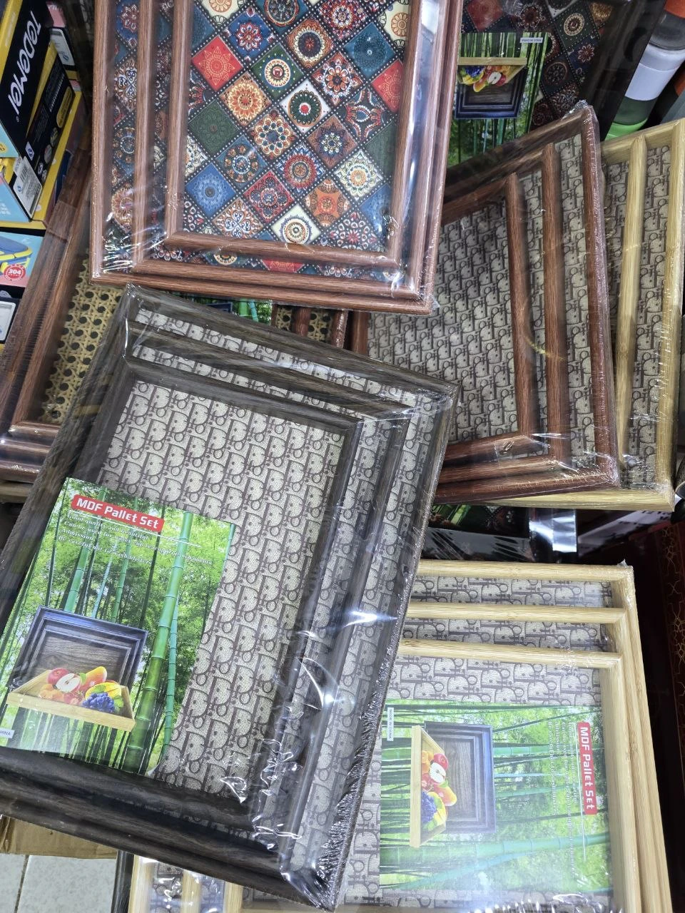 بلاطو 3 قطع متوفر بالجملة فقط